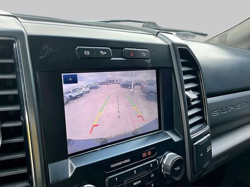 Used 2022 Ford F250 XLT w/ FX4 Off-Road Package AWD/4WD image 26