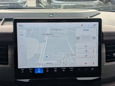 Used 2024 Ford Expedition Limited image 30