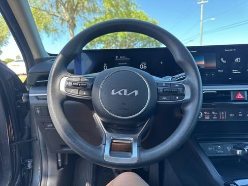 Used 2025 Kia K5 LXS FWD image 28