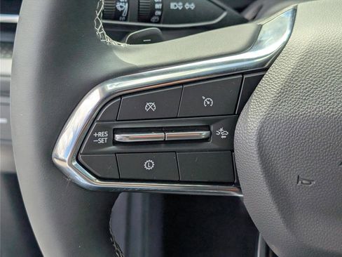 New 2026 Chevrolet Traverse LT w/ Midnight/Sport Edition image 21