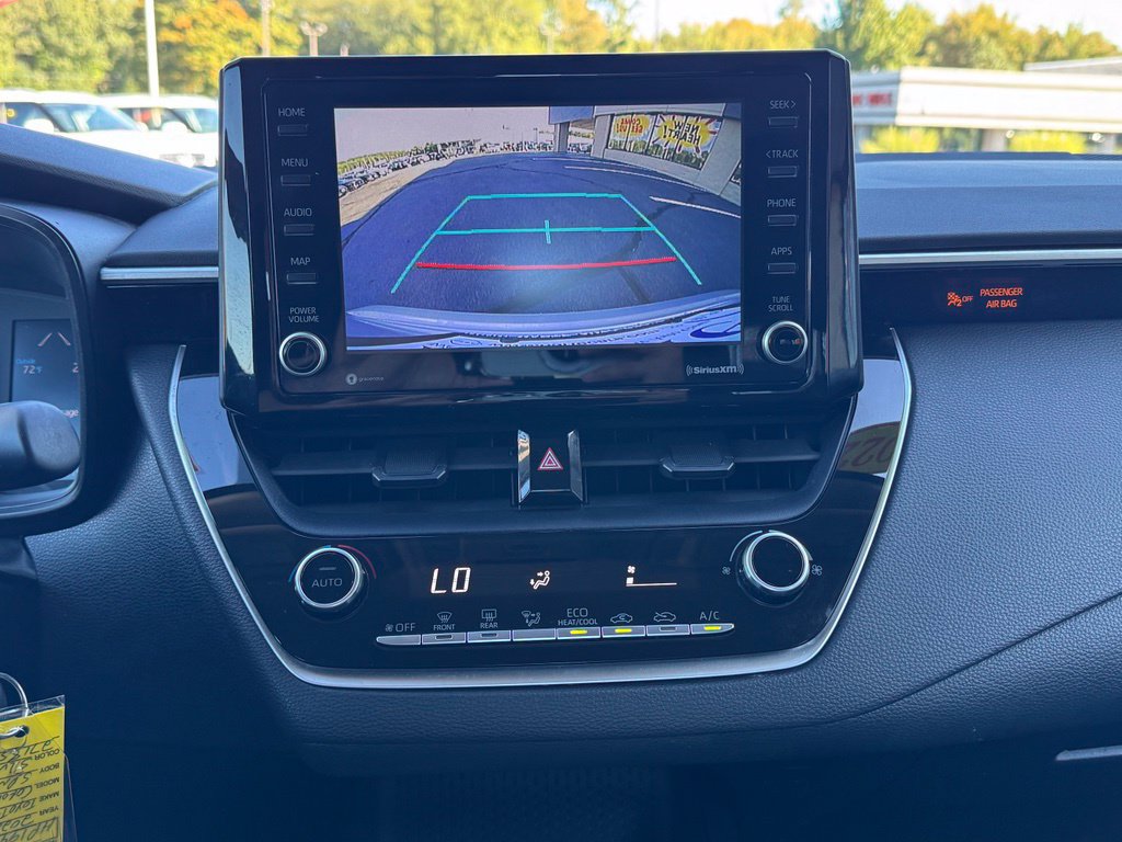 Used 2022 Toyota Corolla LE FWD image 38