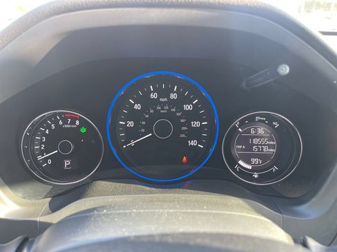 Used 2016 Honda HR-V EX image 35