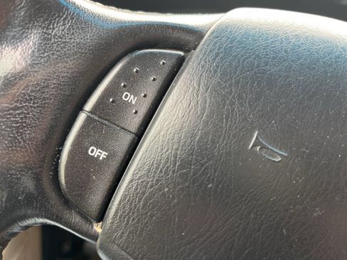 Used 2000 Ford E-150 and Econoline 150 image 18