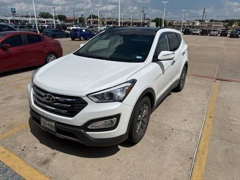 Used 2014 Hyundai Santa Fe Sport w/ Technology Package 04 FWD image 3