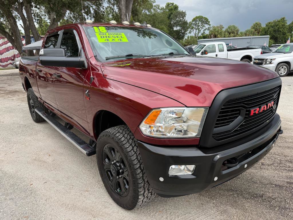 Used 2018 RAM 2500 SLT w/ Luxury Group AWD/4WD image 1