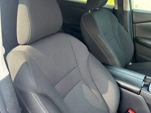 Used 2024 Nissan Rogue S AWD/4WD image 27