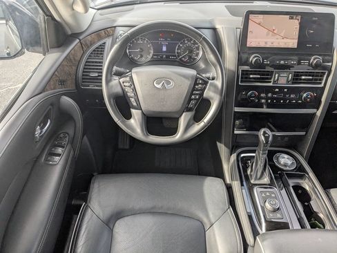 Used 2024 INFINITI QX80 Premium Select w/ Cargo Package AWD/4WD image 16