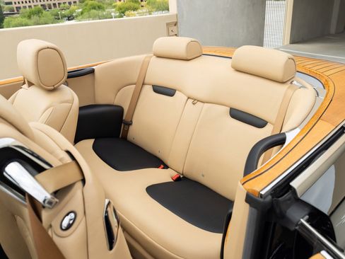 Used 2009 Rolls-Royce Phantom Drophead Coupe RWD image 35