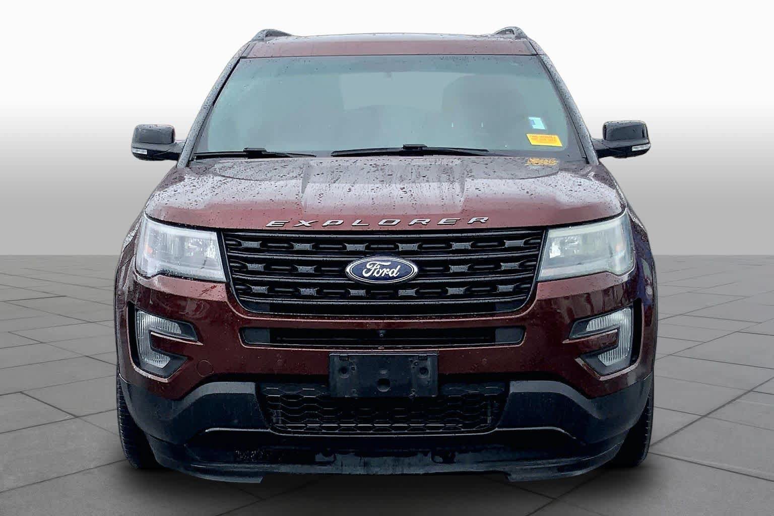 Used 2016 Ford Explorer Sport w/ Equipment Group 401A AWD/4WD image 4