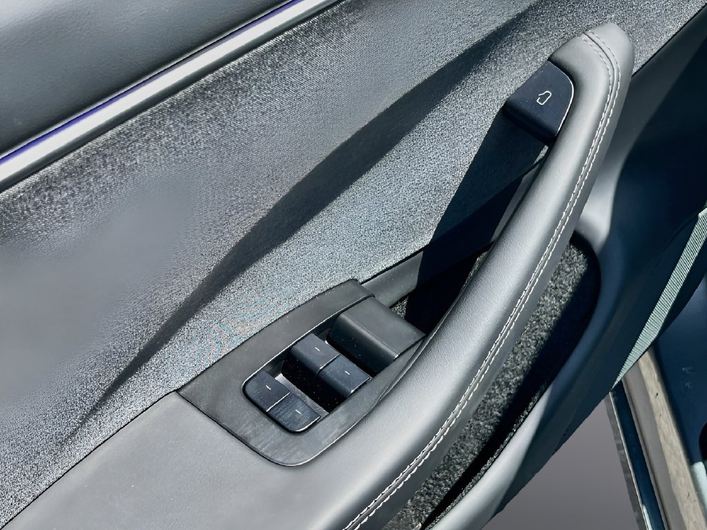 Used 2025 Tesla Model 3 Long Range RWD image 18