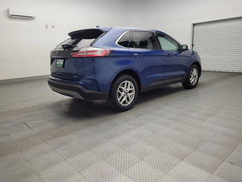 Used 2022 Ford Edge SEL image 9
