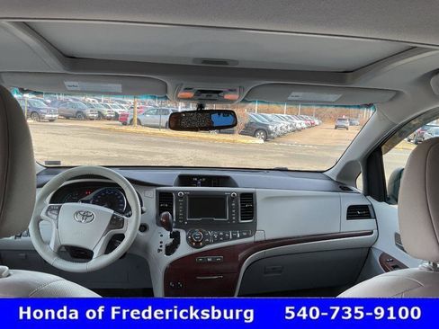 Used 2011 Toyota Sienna XLE w/ XLE Navigation Pkg image 47