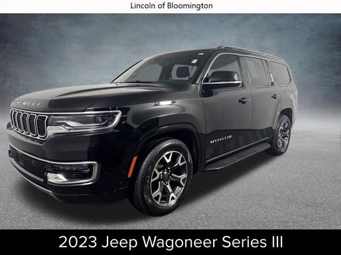 Used 2023 Jeep Wagoneer Series III w/ Preferred Equipment Group AWD/4WD image 1
