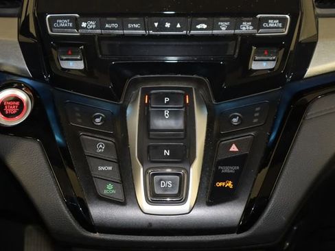 Used 2023 Honda Odyssey Touring image 29