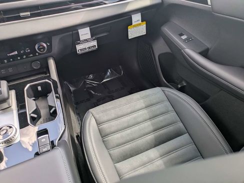 New 2026 Mitsubishi Outlander SE FWD image 16