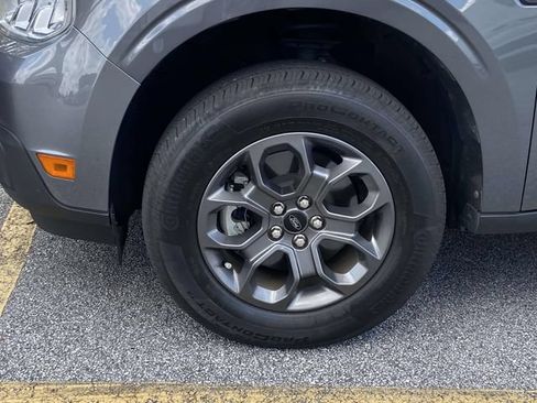 Used 2024 Ford Maverick XLT FWD image 3
