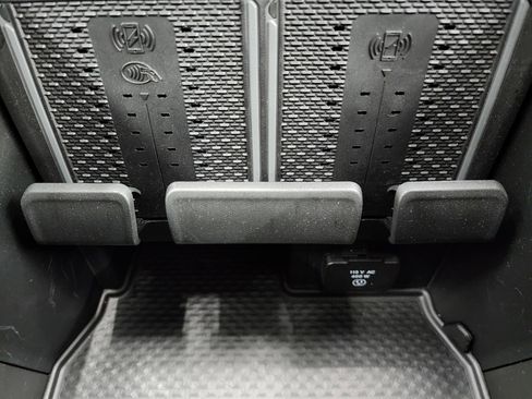 Used 2025 RAM 1500 Limited image 66