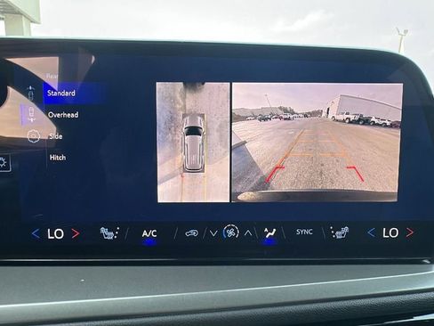 New 2026 Chevrolet Traverse LT w/ Midnight/Sport Edition image 27