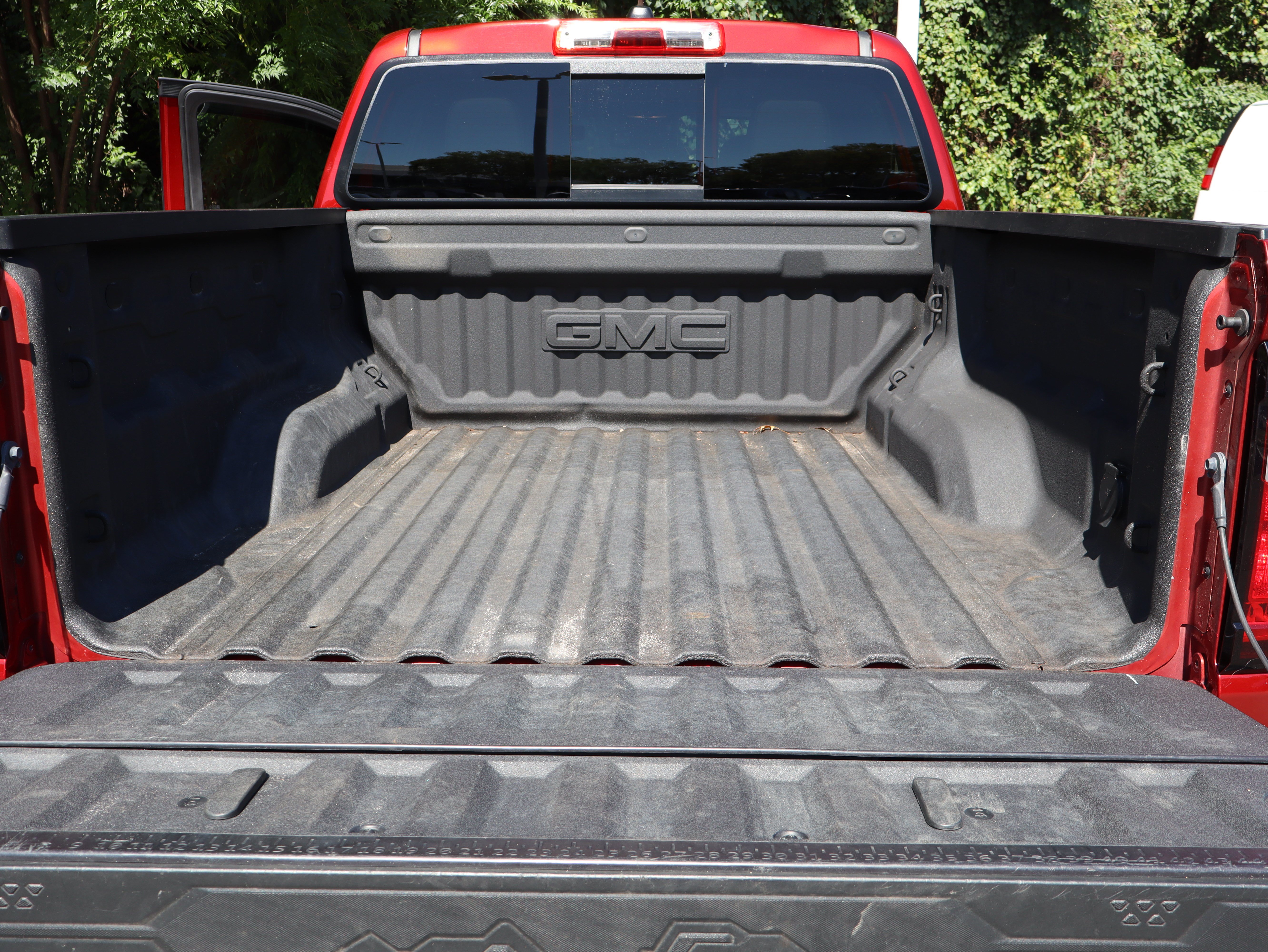 Used 2025 GMC Canyon Elevation w/ Convenience Package RWD image 47