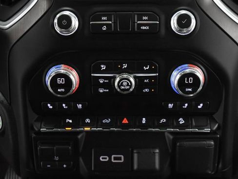 Used 2021 GMC Sierra 1500 AT4 w/ AT4 Value Package image 44
