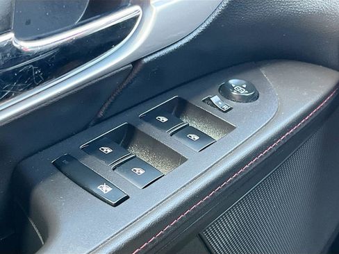 Used 2015 GMC Terrain SLE AWD/4WD image 17