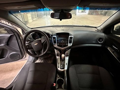Used 2012 Chevrolet Cruze LT FWD image 26