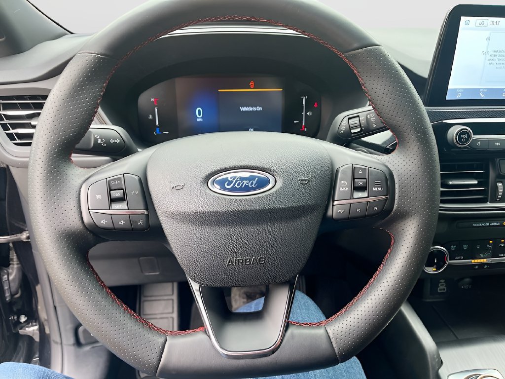 Used 2025 Ford Escape ST-Line AWD/4WD image 11