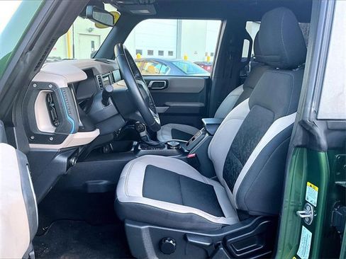 Used 2023 Ford Bronco Wildtrak image 20