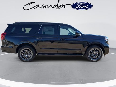 New 2026 Ford Expedition Max Platinum image 11