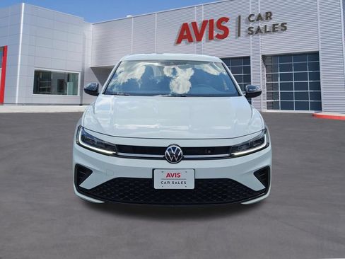 Used 2025 Volkswagen Jetta Sport FWD image 10