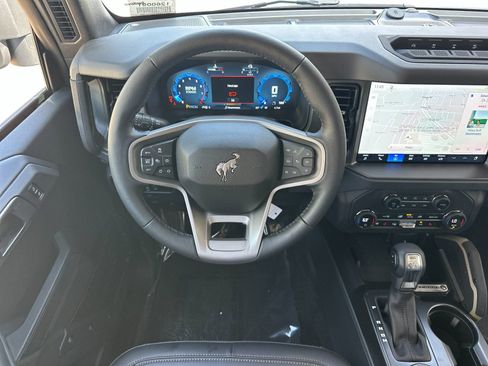 New 2026 Ford Bronco Badlands AWD/4WD image 16