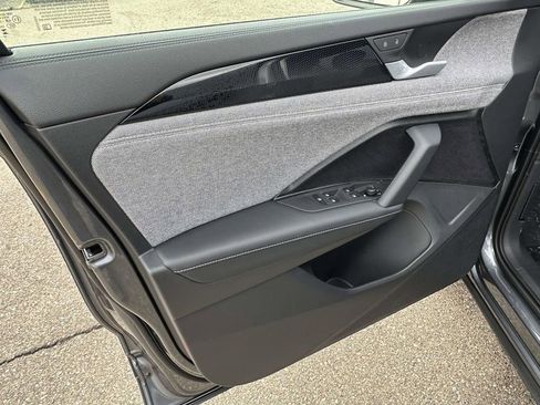 New 2025 Volkswagen Tiguan S image 10