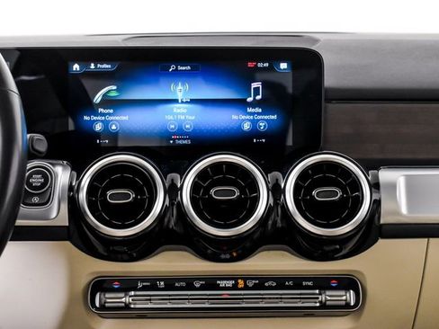 Used 2022 Mercedes-Benz GLB 250 image 31