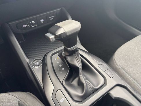 Used 2025 Kia K4 FWD image 43