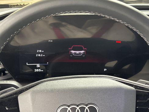 Certified 2025 Audi Q5 Premium Plus w/ Premium Plus AWD/4WD image 25