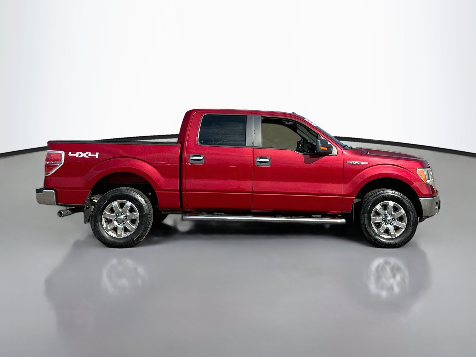 Used 2014 Ford F150 XLT w/ XLT Chrome Package AWD/4WD image 8