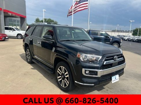 Used 2023 Toyota 4Runner Limited AWD/4WD image 3