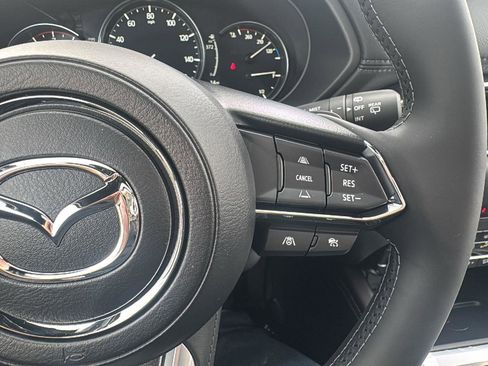New 2025 MAZDA CX-5 Signature image 31