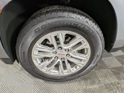 Used 2023 GMC Yukon SLT image 37