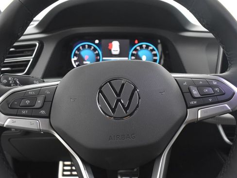 New 2026 Volkswagen Atlas Cross Sport SEL Premium R-Line AWD/4WD image 11