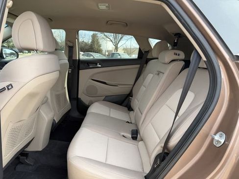 Used 2016 Hyundai Tucson SE w/ Option Group 02 image 24