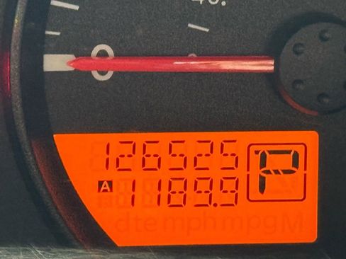 Used 2019 Nissan Frontier SV image 29