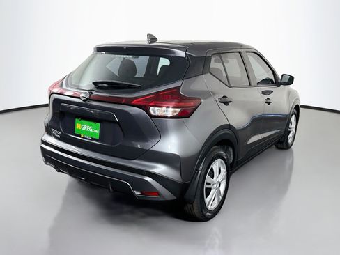 Used 2021 Nissan Kicks S FWD image 10
