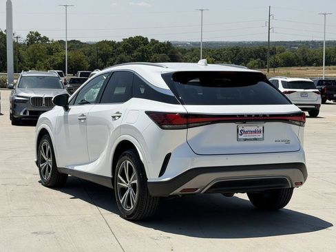 Used 2023 Lexus RX 350h w/ Accessory Package (P3) AWD/4WD image 4