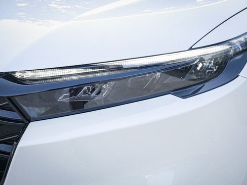 Certified 2024 Honda CR-V Sport image 6