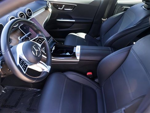Used 2025 Mercedes-Benz C 300 Sedan image 11