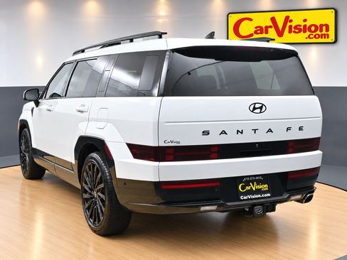 Used 2025 Hyundai Santa Fe Calligraphy FWD image 4