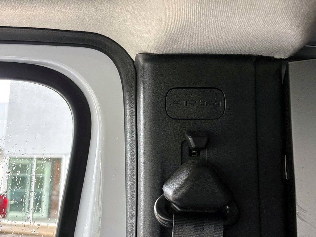 Used 2025 RAM ProMaster 2500 w/ U-Haul Equipment Group FWD image 28
