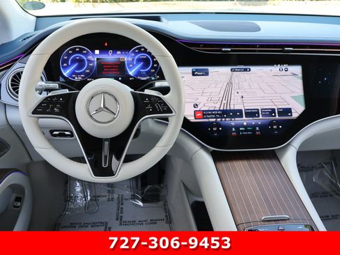 Certified 2023 Mercedes-Benz EQS 580 4MATIC SUV image 21