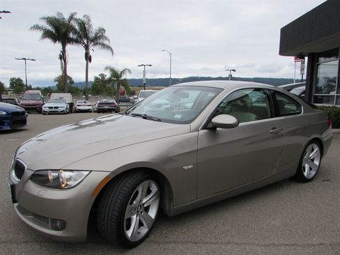 Used 2008 BMW 335i Coupe RWD image 3